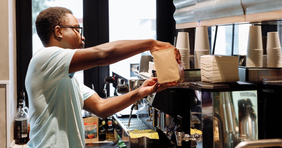 EMPLOYE POLYVALENT DANS UN COFFEE SHOP H/F