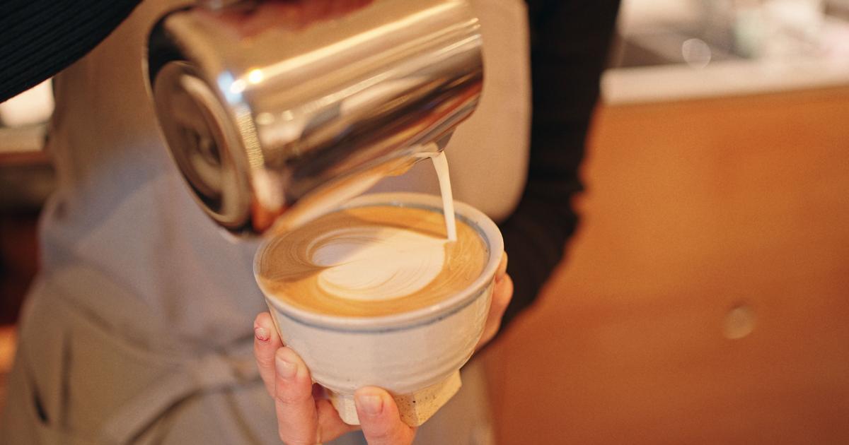 VENDEUR POLYVALENT BARISTA DANS UN COFFEE SHOP H/F